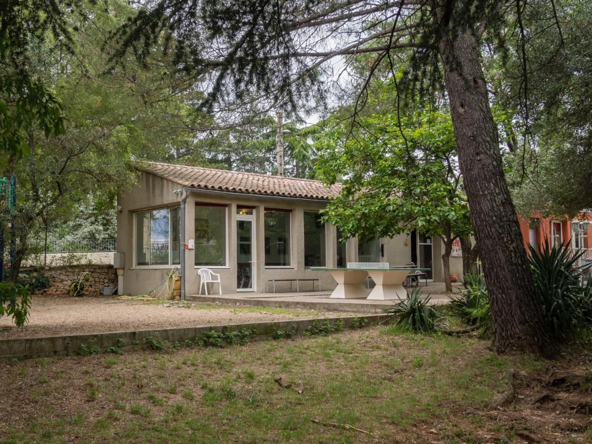 Auberge de Jeunesse HI Nîmes Exterior foto